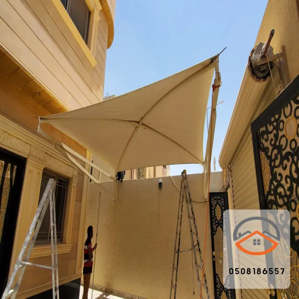 مظلات سيارات