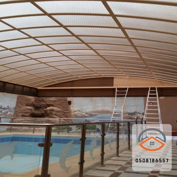 مظلات مسابح